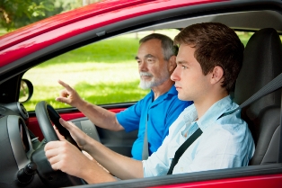 shocking facts about teen driving licensing laws