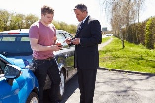 steps to take after a car crash exchange info